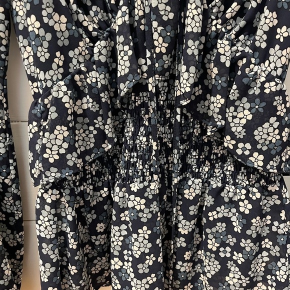 💙NWOT Michael Kors floral ruched blouse - XXS💙 - Picture 9 of 9